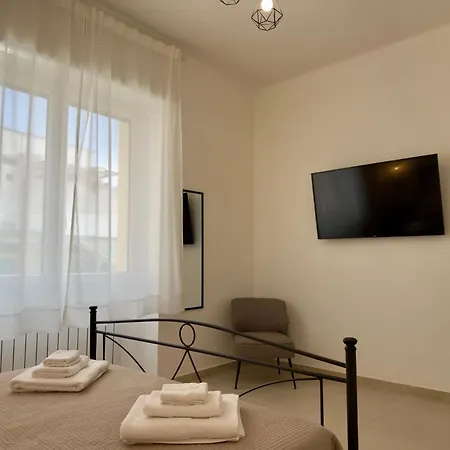 Casa Delle Zie Λέτσε